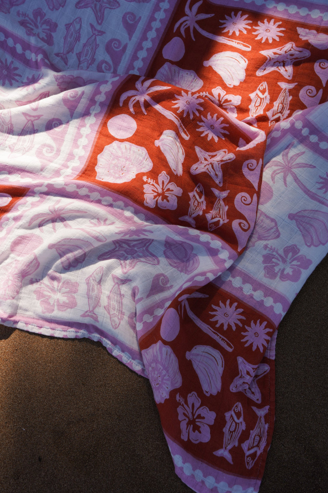 Big Island Life Wrap | Pink/Red