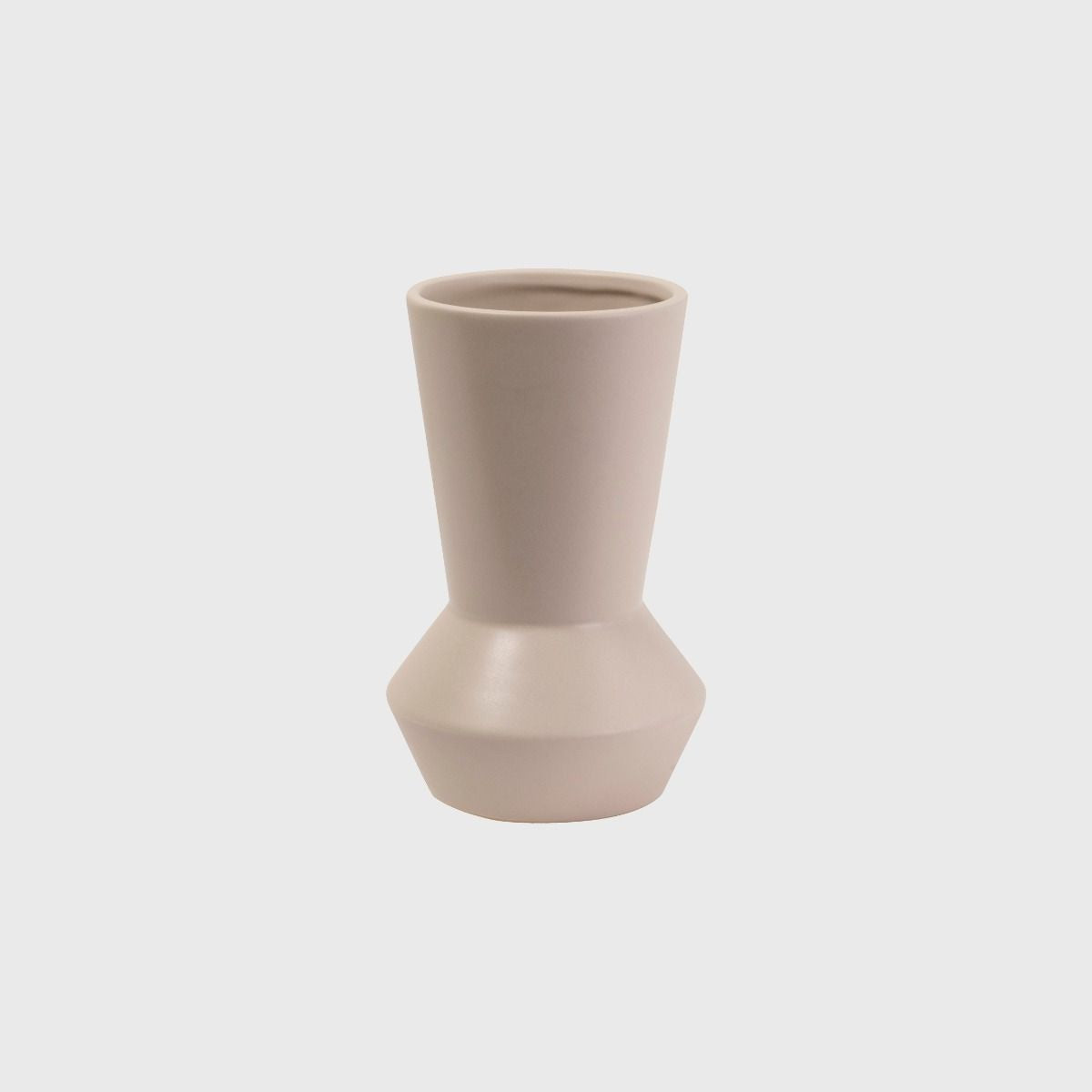 Hamburg Vase Parchment