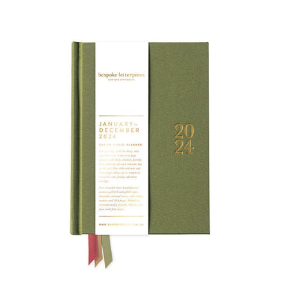 2024 Day To A Page Linen Planner | Moss Green